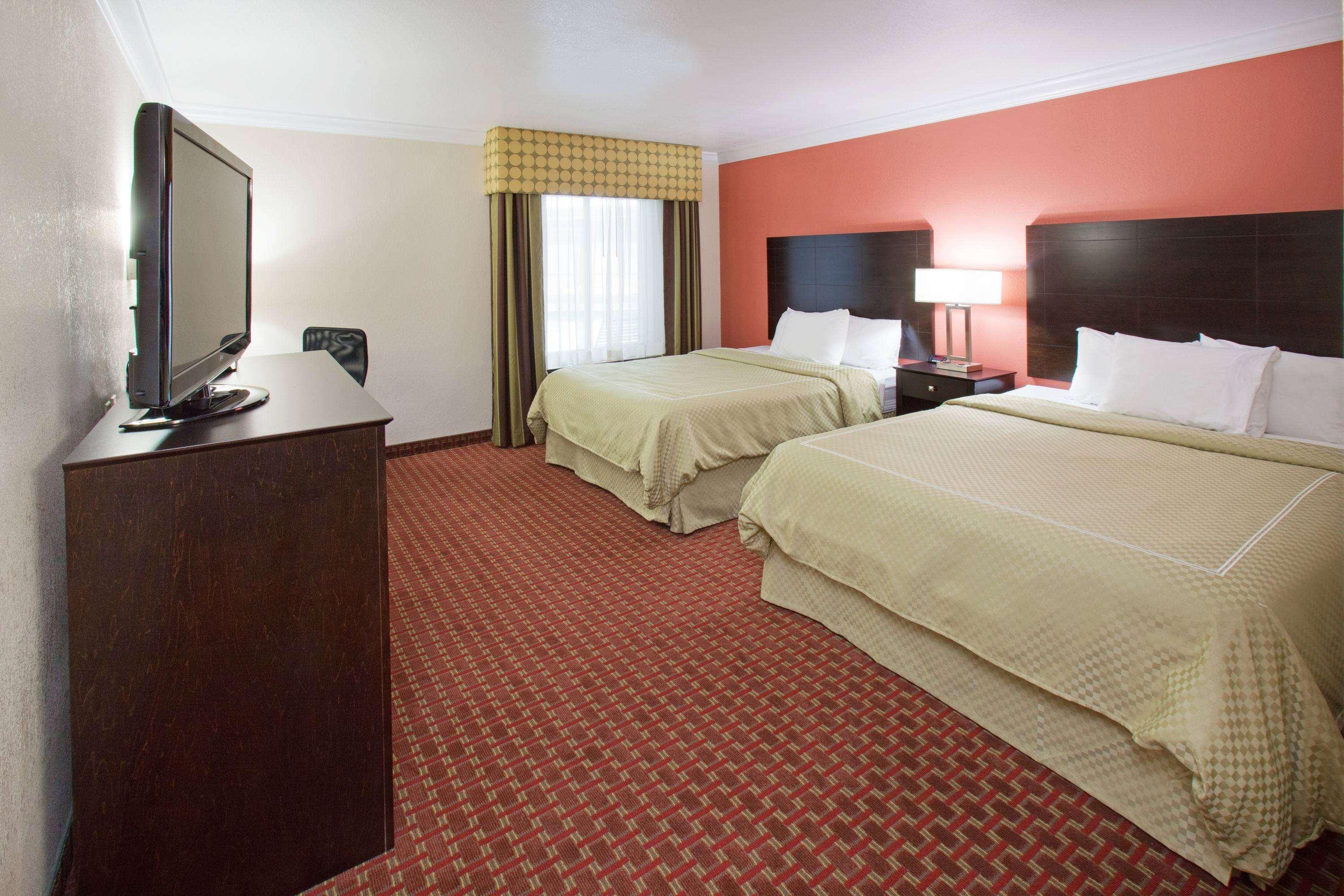 Americinn By Wyndham Johnston Des Moines Urbandale Exterior foto